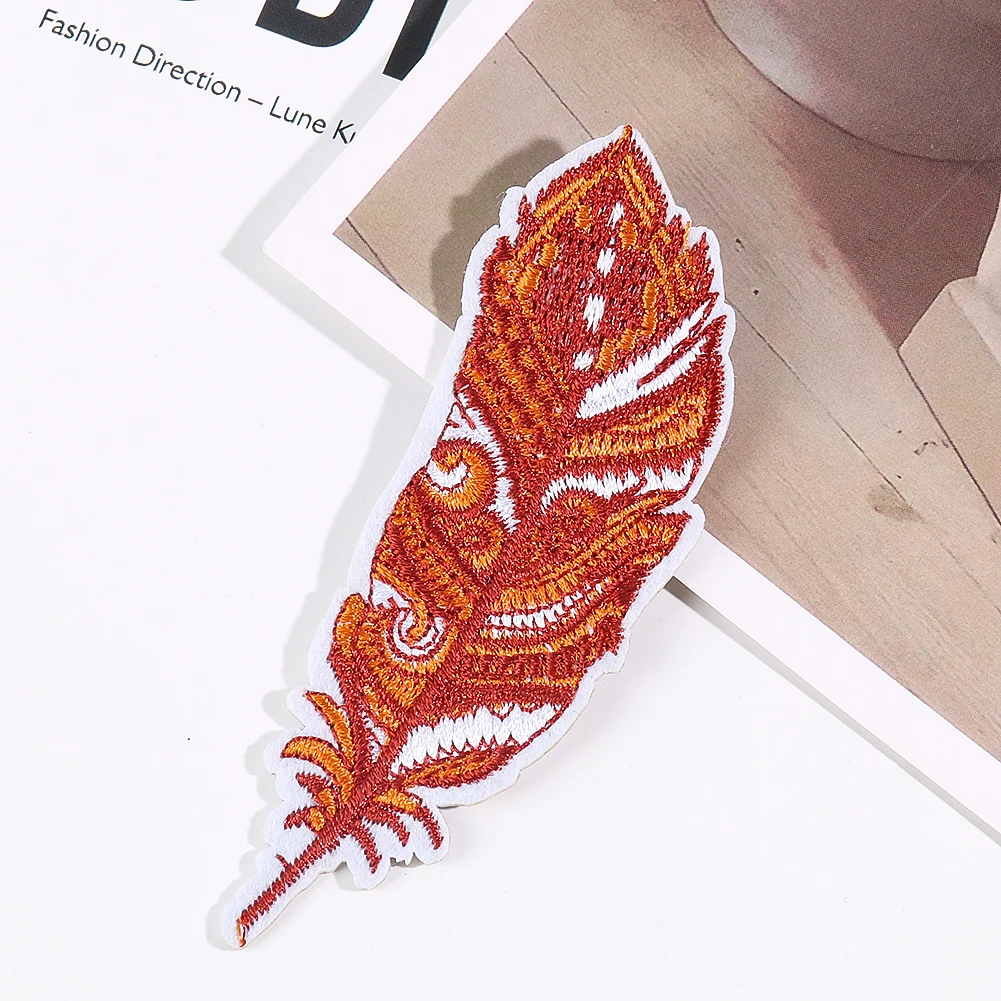 2PCSEmbroidery Feather Stickers West Indian Iron on Transfers for Clothing Cap Vulnerability Sewing Accessories