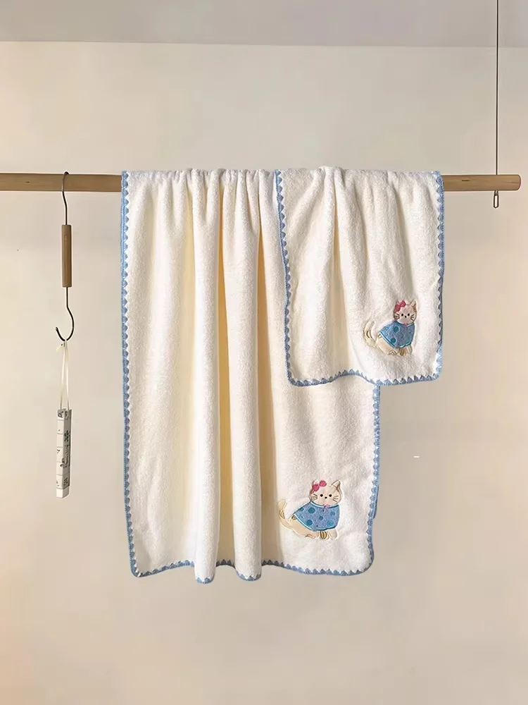 Women's Coral Fce B…