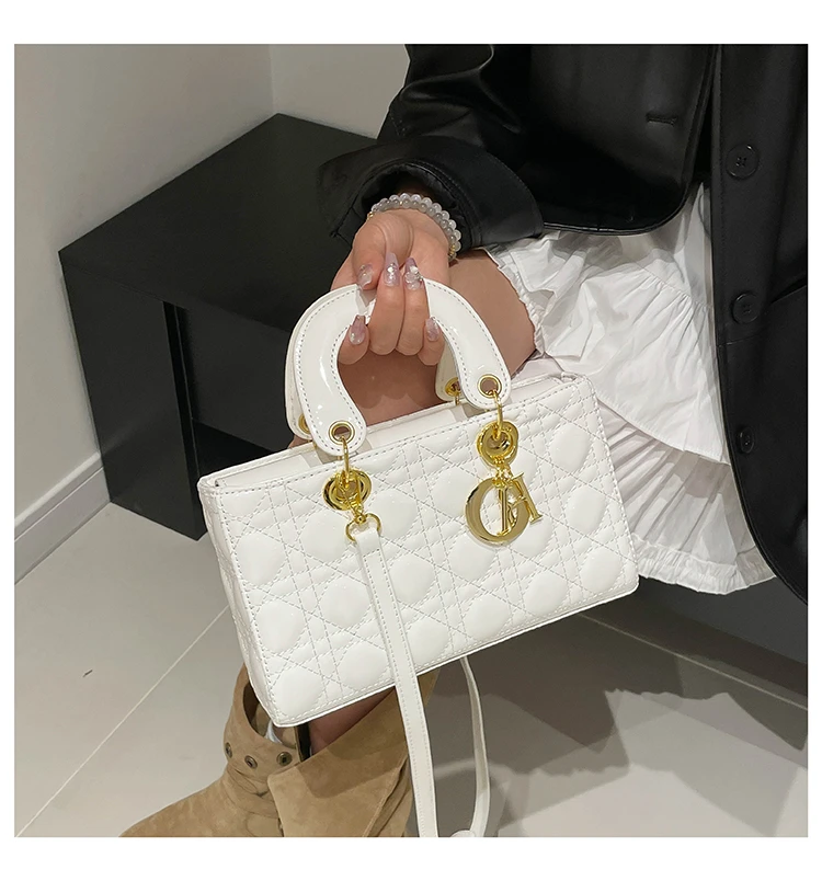 2025 Новая высококачественная роскошная брендовая женская кожаная сумка на плечо известного дизайнера Парижская повседневная элегантная ​