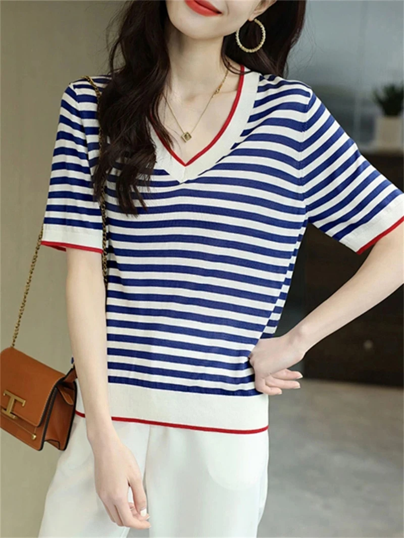 Summer New Contrast Stripe Short sleeved T-shirt Women\'s V-neck Knitwear Women\'s Top 7533