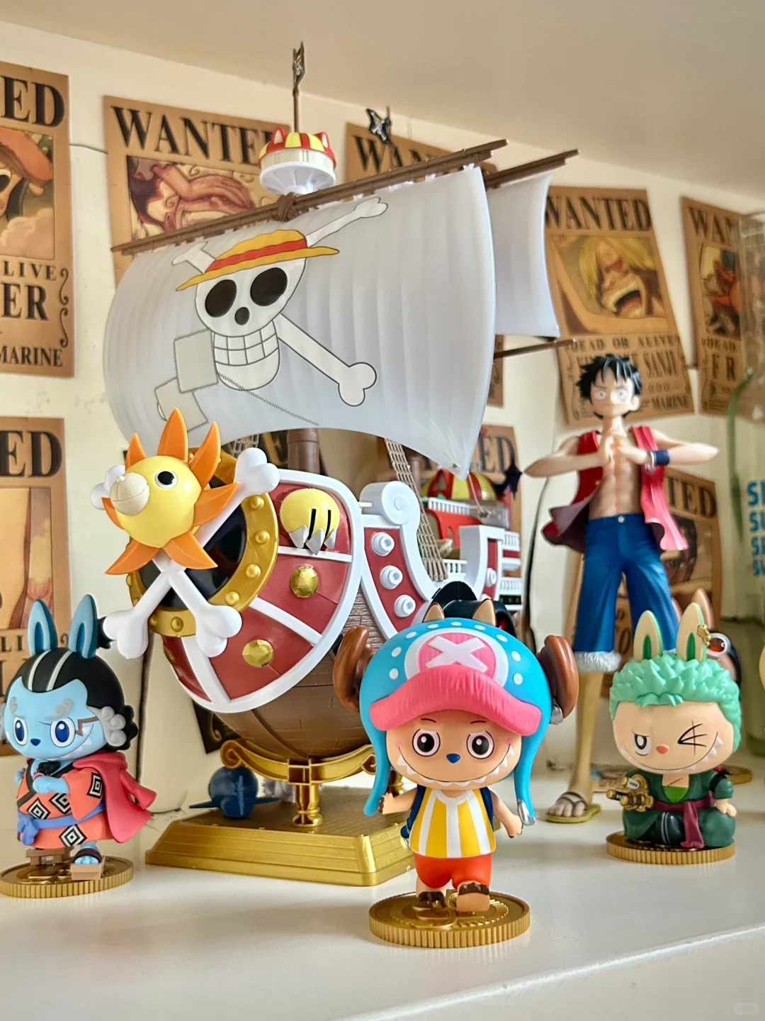 100% Original Labubu One Piece Blind Box Collaboration Luffy Blind Box Figure Trendy Toy Decoration Gift Customized Decor Toys