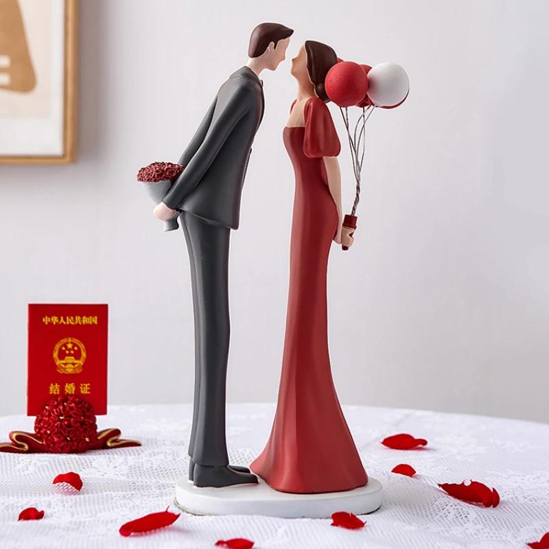 

Resin Couple Ornaments Wedding Gift Wedding Room Decoration Living Room Home Decoration Crafts Decorative Statues Blessing