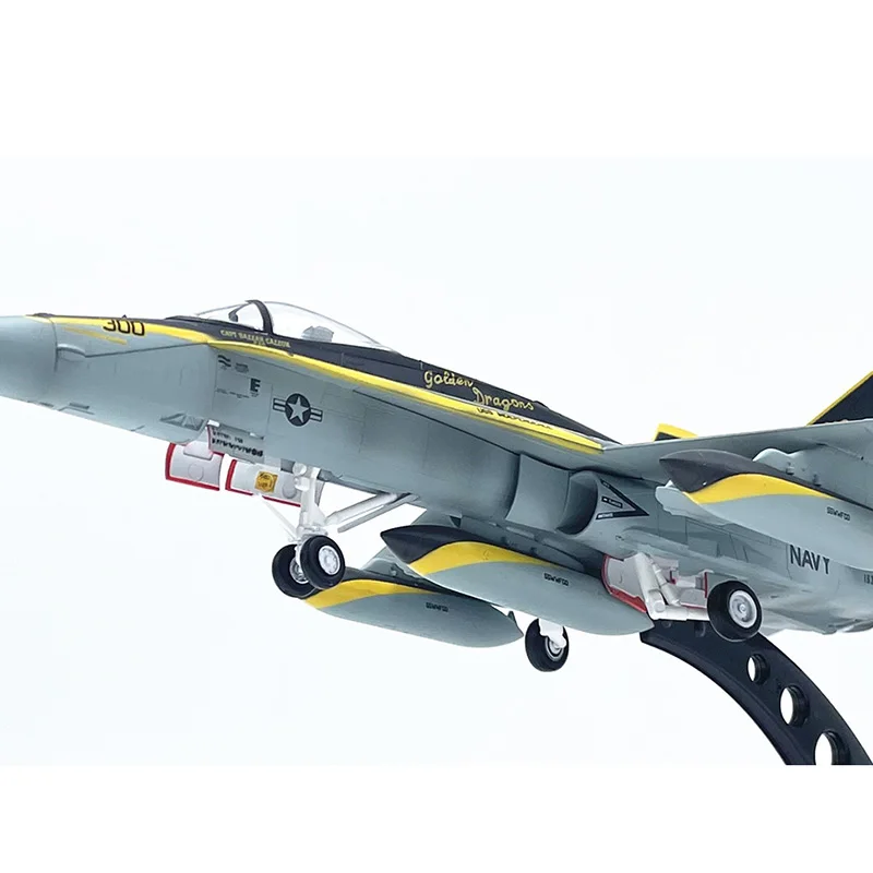 1:72 Scale US F/A-18C Hornet Fighter F18 Aircraft Model Small Size Finished Display Collection Souvenir Toy Gift