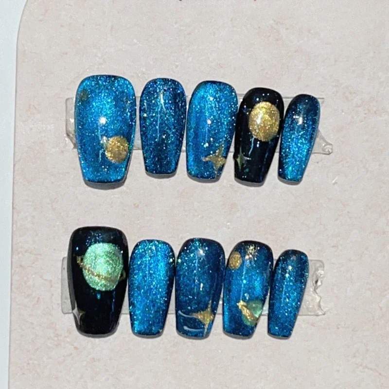 10pcs Dreamy Cool Medium Fake Nails with Glue Cat Eye Aurora Starlit Sky Handmade Press on Nails Wearable Full Cover Nails Tip