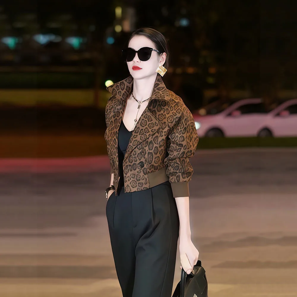 Giacca da donna con stampa leopardata High Street Cappotti corti con risvolto retrò americano Donna Casual Cerniera Manica lunga Capispalla Autunno Nuovo cappotto