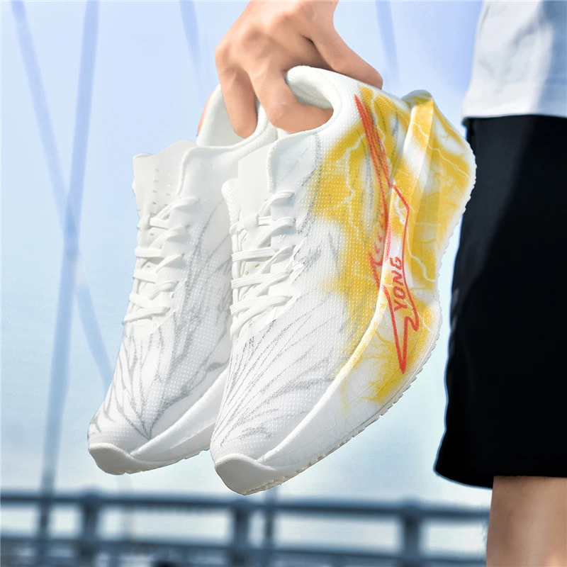 أحذية ركض احترافية جديدة ذات لوحة كربون كاملة الطول بنعل ناعم أحذية تدريب على طراز المدرسة للرجال #3