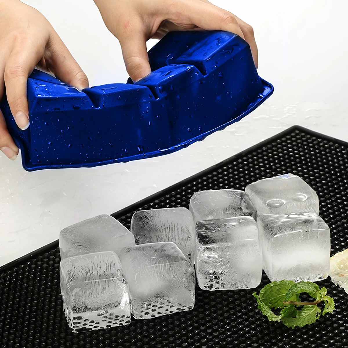 

2pcs 20 Grids Silicone Square Cube Tray Household Making Box Kitchen Grid Freezer Maker Mold Refrigerator Ice Box Plastic Ice
