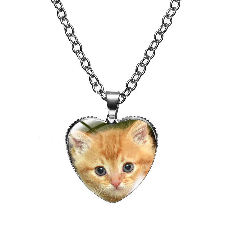 Hot Selling Fashion Accessories Heart Shaped Glass Pendant Alloy Necklace Cat Pattern Exquisite