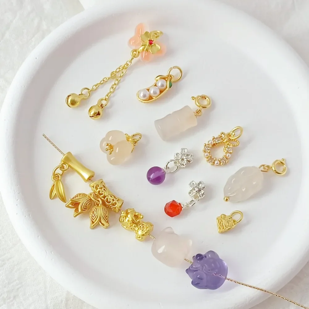 

Золотой агат в древнем стиле, высокий лист, голова кошки, жемчуг, лилия долины, маленький PI Xiu, овальный аксессуар-подвеска