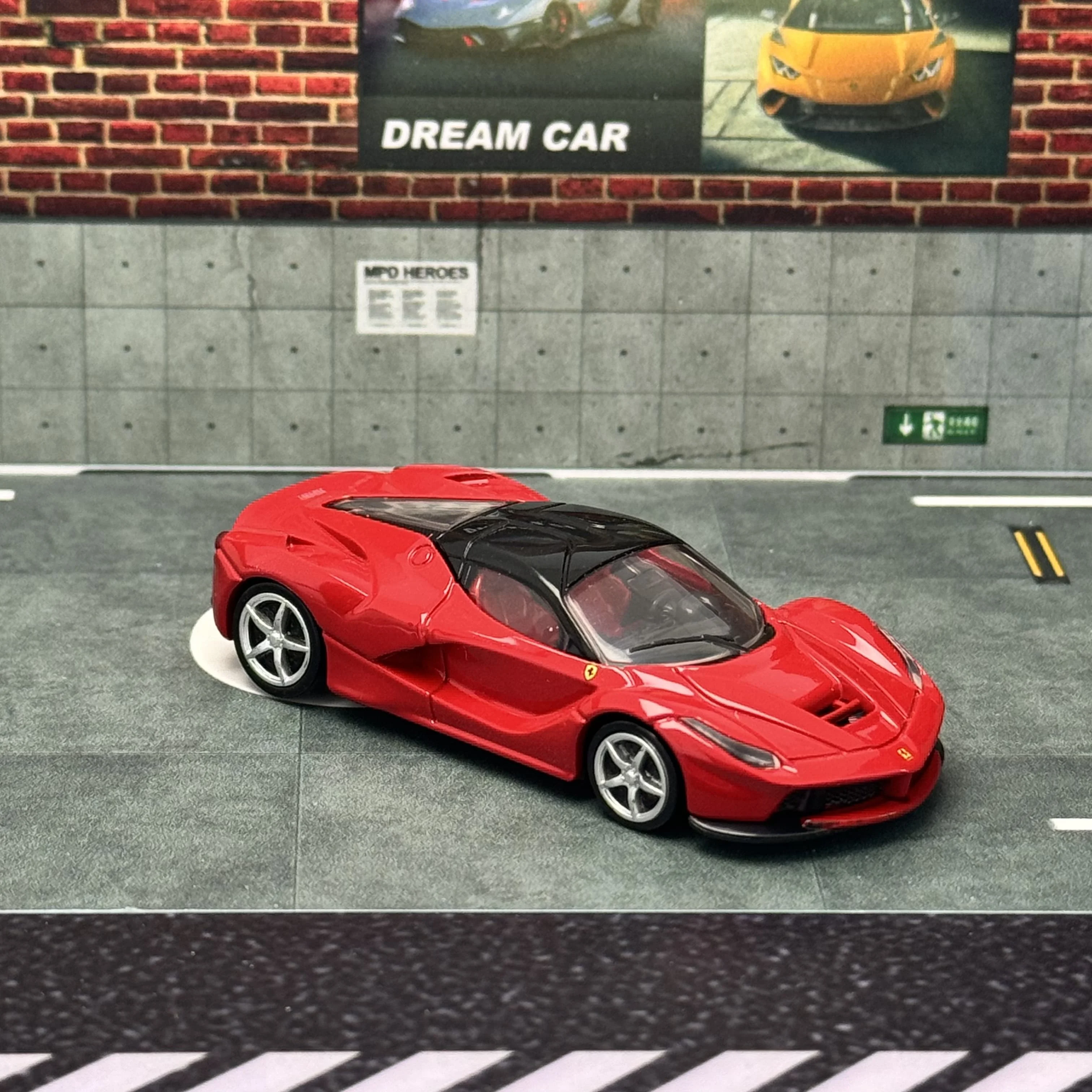 Takara Tomy Tomica Premium 38 La Ferrari Car Alloy Motor Vehicle Diecast Metal Model Kids Xmas Gift Toys for Boys