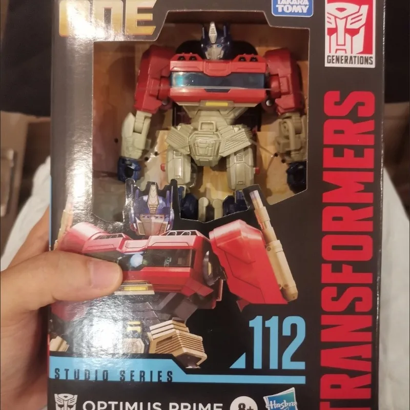 

【В наличии】Трансформированные игрушки SS-112 Studio Series OP Commander Экшн-модель игрушки движущийся гуманоидный робот подарок для мальчика