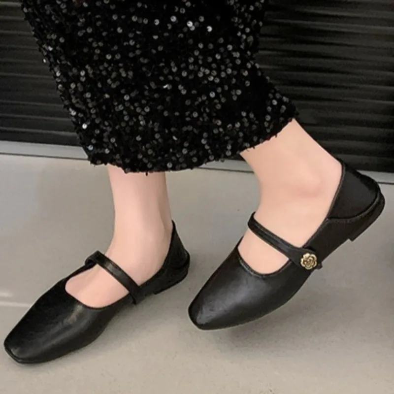 2025 primavera de las mujeres nuevo Sexy puntiagudo diseñador mocasines planos antideslizantes Casual cómodo boca baja plana antideslizante zapatos bajos