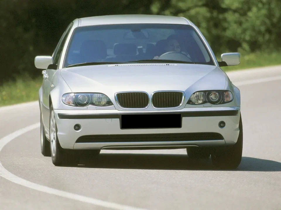 XVIP Gloss Single Line Style Front Nieren-Renngitter für BMW 3er E46 325i 4-Türer 2002–2004 obere Grills im Diamanten-Stil – Detail 17