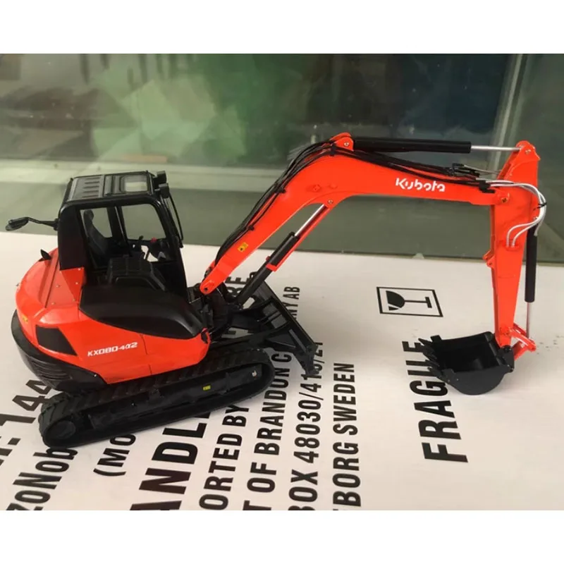 Diecast 1:24 Scale Kubota KX080-4 Excavator Digger Alloy Construction Machinery Model Collection Display Ornament Toy Gift