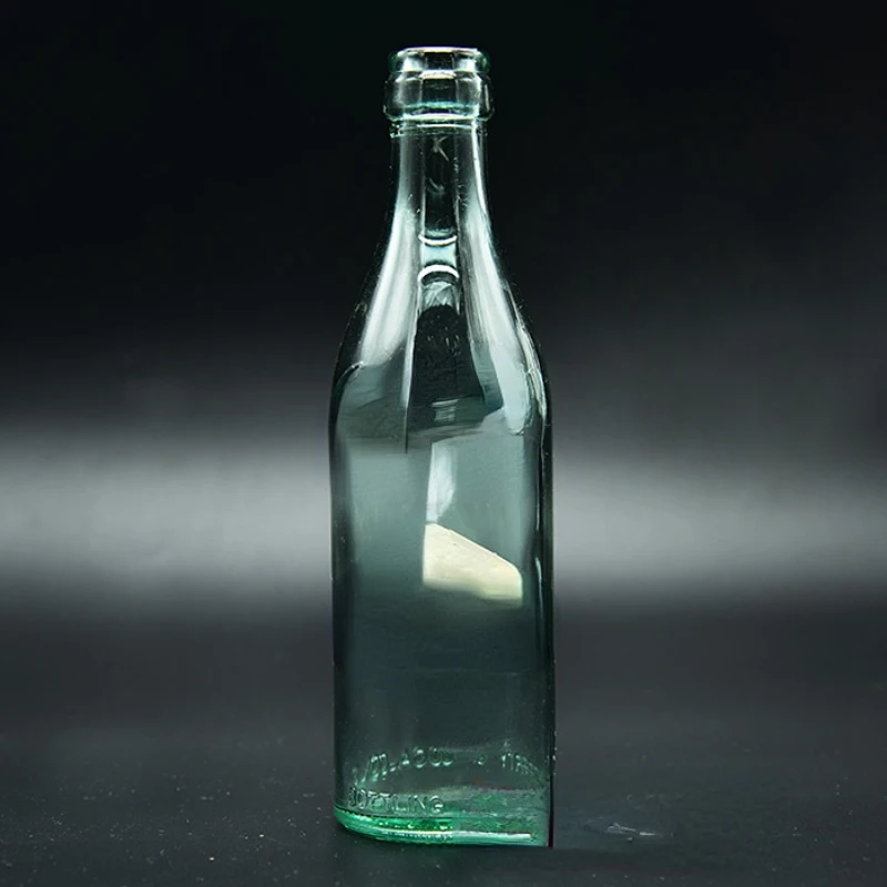 

1900 vintage glass bottle/6.5 text bottle without cap without water