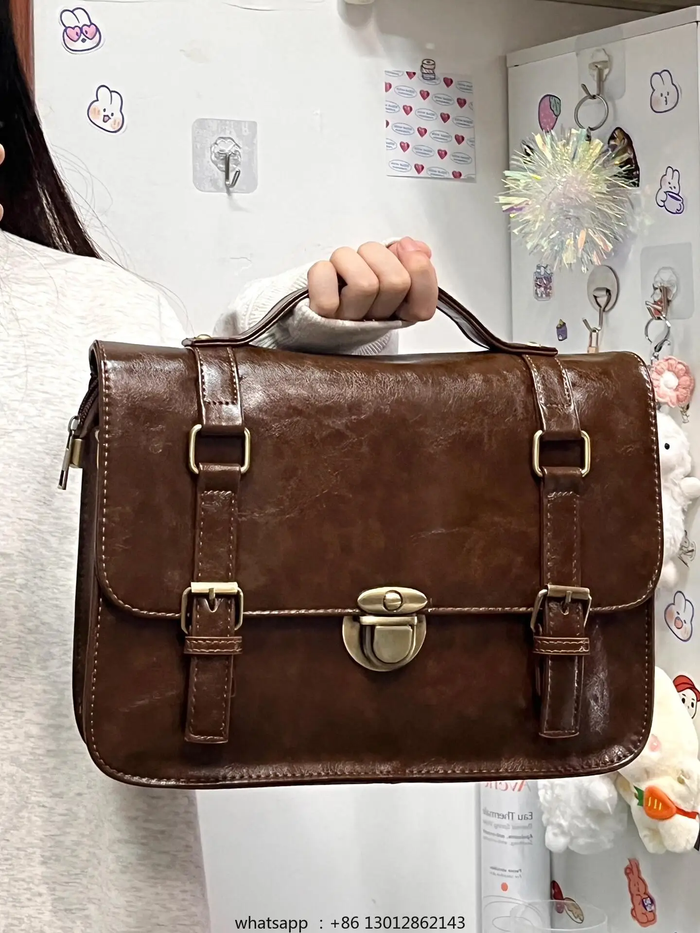 

Large capacity retro mailman bag college style British backpack versatile