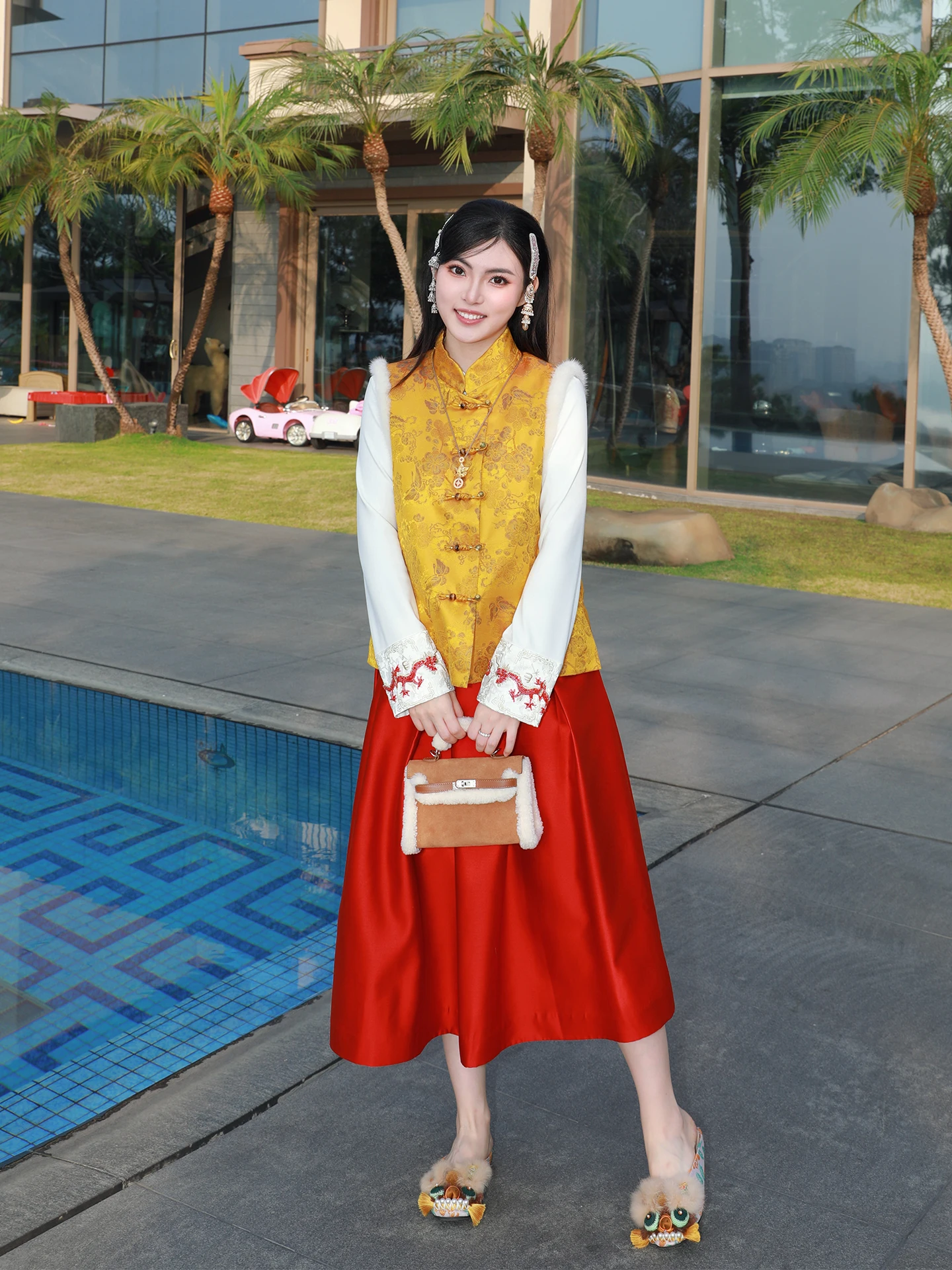 

Женский теплый меховой жилет AW Wang Na Na из шелка с цветочным узором, воротником-стойкой и пуговицами, в традиционном китайском стиле