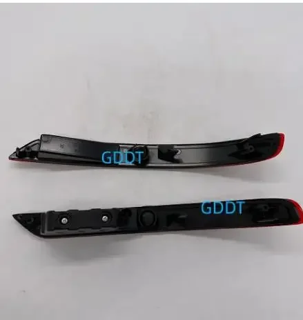 1 PCS Rear Bumper Lamp for Outlander 2023 8337A191 Reflector for Outlander NEW Brake Lamp Stop Warning Light Choose L or R