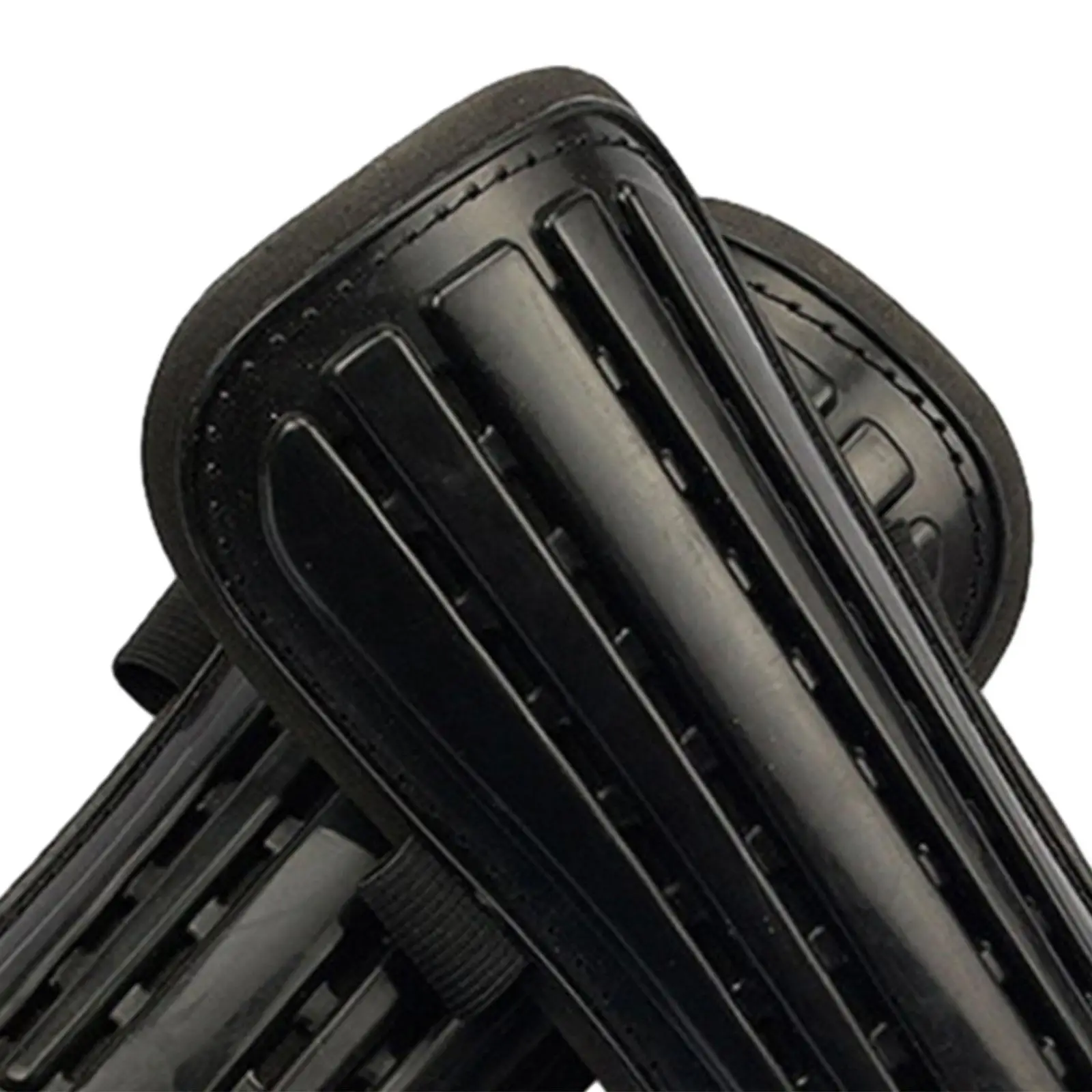 واقيات ساق كرة القدم الفاخرة للبالغين - خفيفة الوزن وحماية الساق