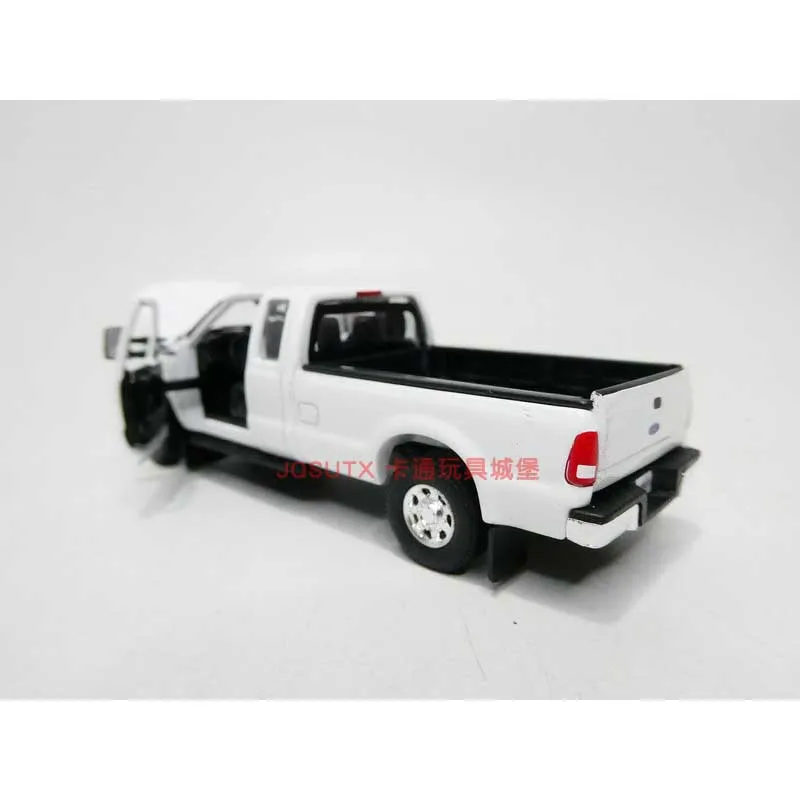 BM Diecast 1:64 2016 F-250 White Alloy Pickup Truck Model Open Door Adult Collection Display Ornament Boy Toy