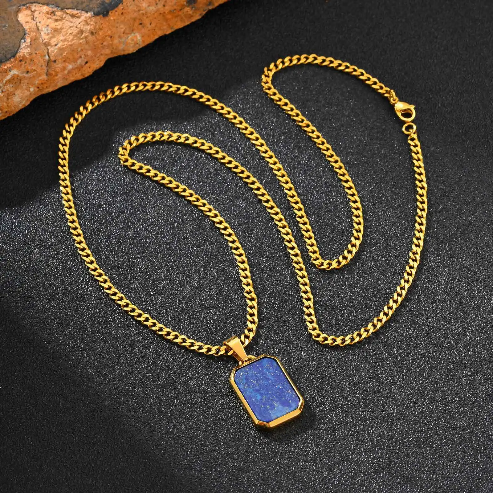 قلادة Vnox مستطيلة من الحجر الأزرق للرجال، إكسسوار مجوهرات كاجوال من الفولاذ المقاوم للصدأ هدية الذكرى السنوية لعيد الأب جديد