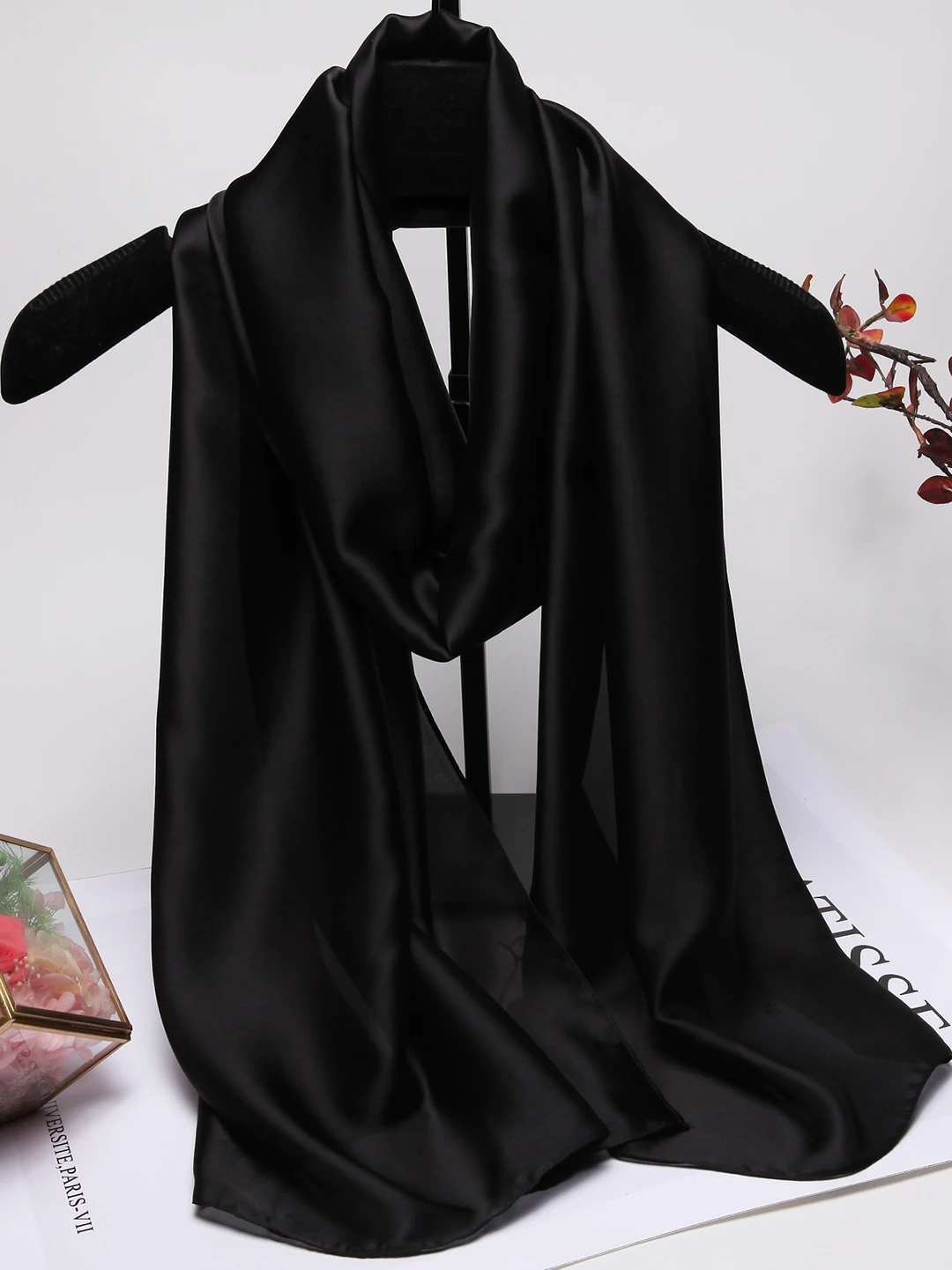 高級シルクスカーフ杭州純色サテンロング軽量ショールブラックエレガントな女性用ドレープ春秋冬