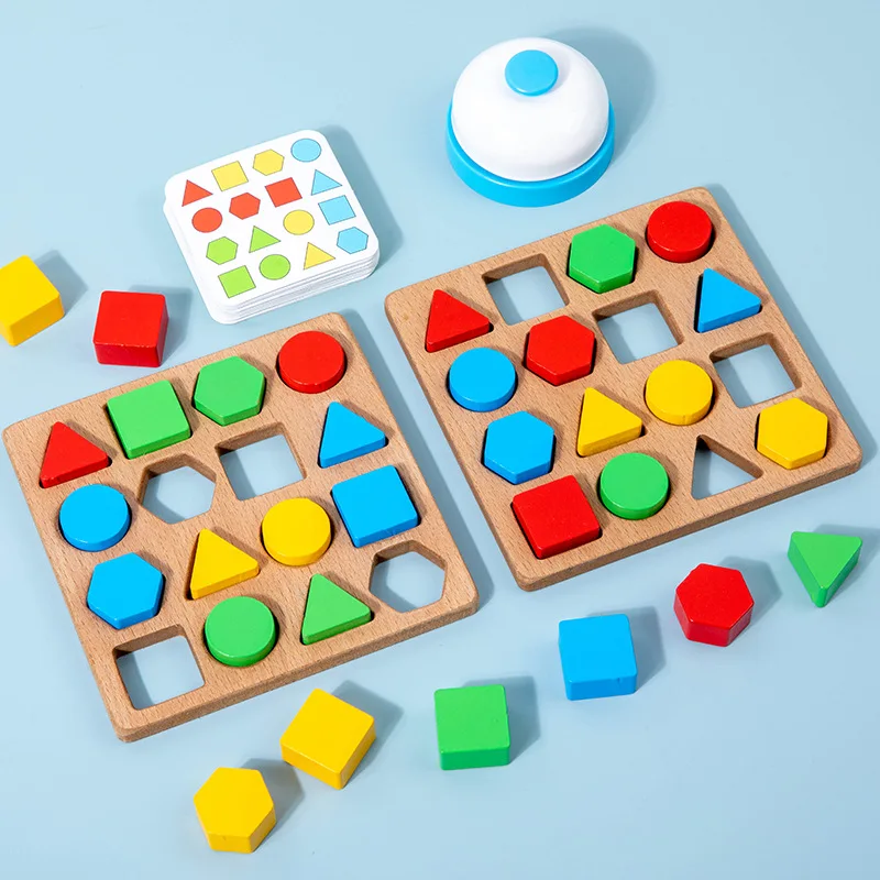 مجموعة واحدة من مكعبات البناء الخشبية المطابقة ذات الشكل الهندسي، لعبة تنافسية على الطاولة لتدريب مهارات التفكير للأطفال في الهالوين Ch