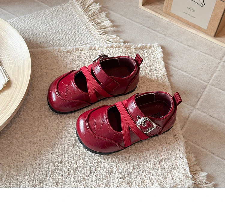 Kleinkind Mädchen Kreuzriemen Lederschuhe 2026 Neue Herbst Kinder Ballerinas mit Schnalle Weiche Sohle Einfache Prinzessin Party Hochzeit – Detail 3