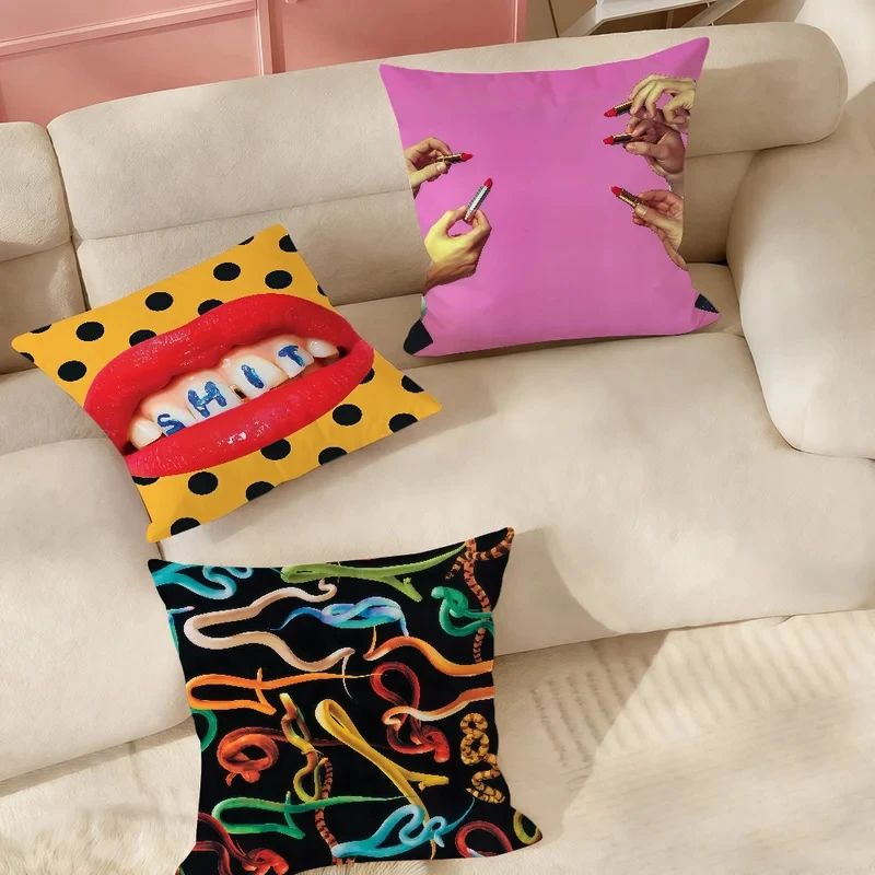 VIKAMA Vintage Pop Art Red Lip Throw Pillow Cover, Living Room Sofa Cushion Cover, Washable Home Decoration Pillow Cover