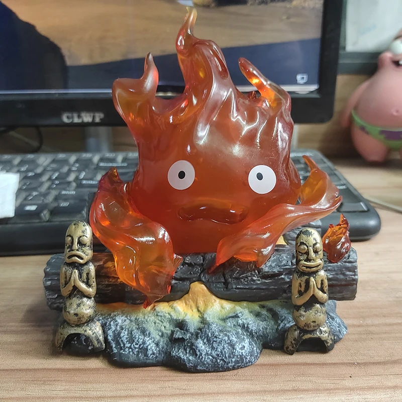 Caliente 12cm Anime Calcifer figura PVC modelo luminoso juguetes figuras de acción GK modelo colección decoración de escritorio juguetes regalos de cumpleaños