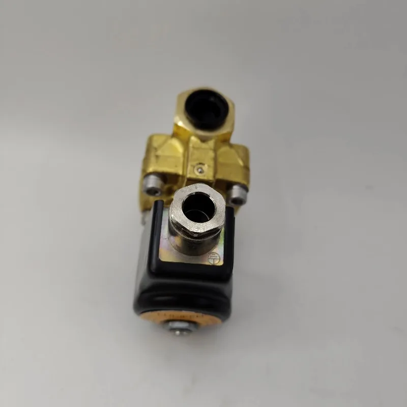 โซลินอยด์วาล์ว 321H2322 ของแท้ใหม่  วาล์วโซลินอยด์ซีรีส์ 321 มีสินค้าในสต็อก วาล์ว 321H2322 ของใหม่