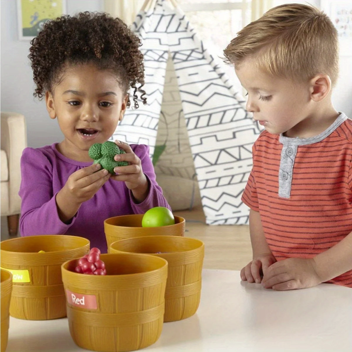 Conjunto de cesta de frutas de borracha macia para crianças, Brinquedos para brincar, Balde 5 cores para vegetais e cozinha, Comida Cecile