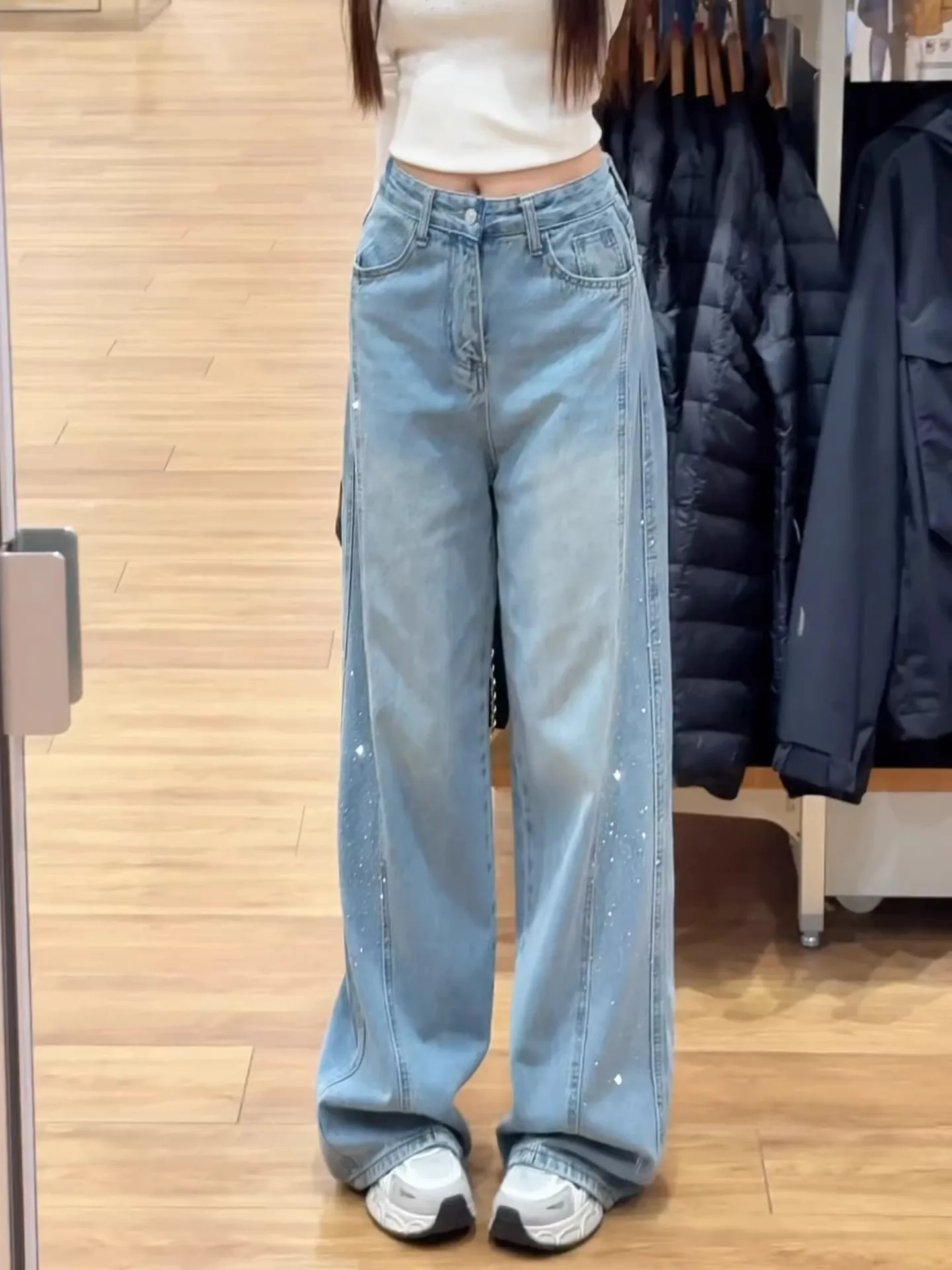 

High Waist Wide Leg Straight Cut Jeans Women's Spring 2026 New Style Side Rhinestone Decorated Loose Slimming Floor-Length Pants
