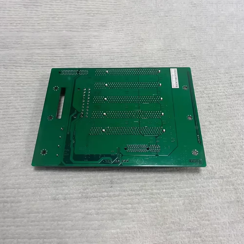 

HPE-6S1-R40 VER: 4.0 Материнская плата промышленного управления