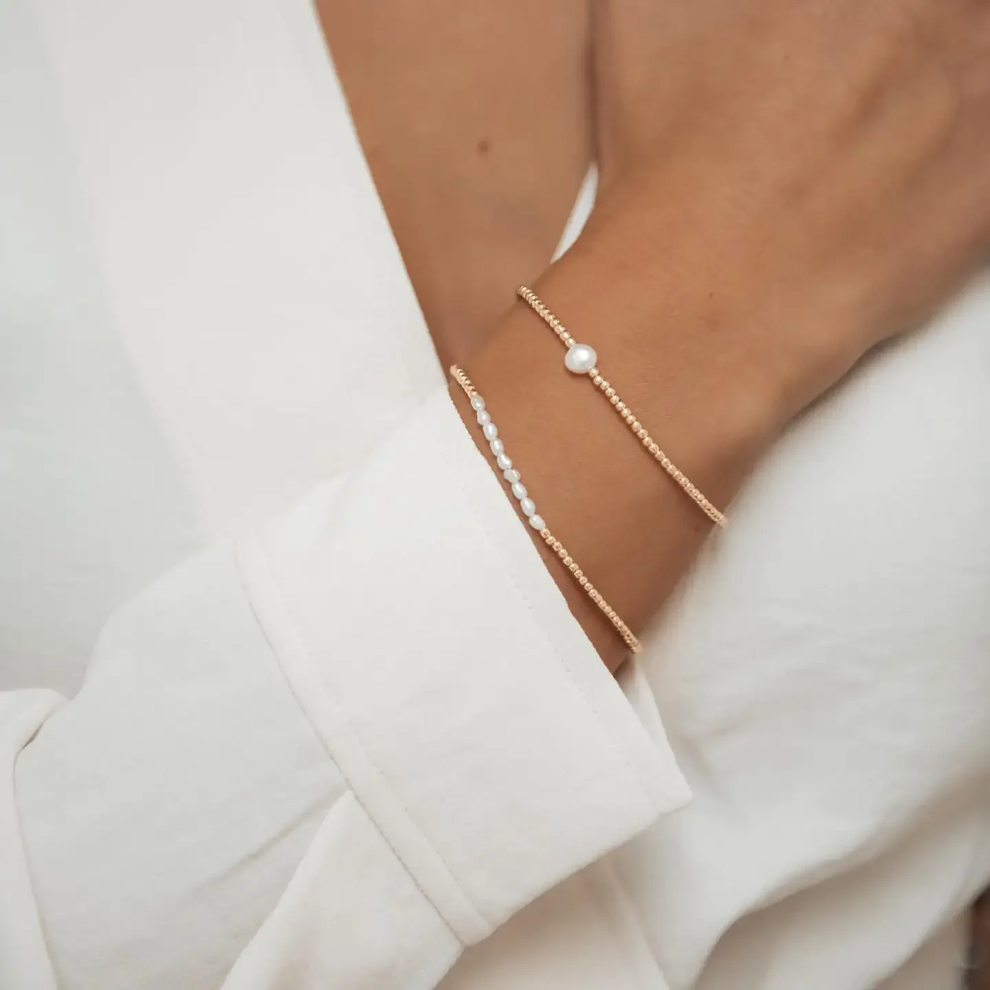 CCGOOD Miyuki Pearl Bracelet 18K Gold Plated Minimalist Jewelry Dainty Stackable Hypoallergenic Natural Bead for Women