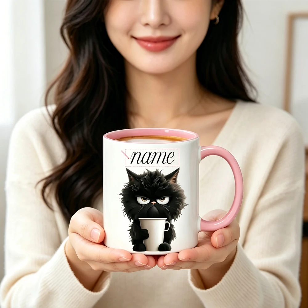 Mug personnalisé Chat Noir - Un mug à café personnalisable avec votre nom, un cadeau idéal pour les amoureux des chats.