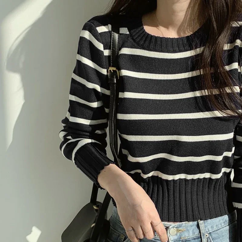 O-Neck Retro Stripe Knitted T-Shirt Contrast Color Casual Short Sweater Fashion Versatile Long Sleeves Autumn Bottoming Tops