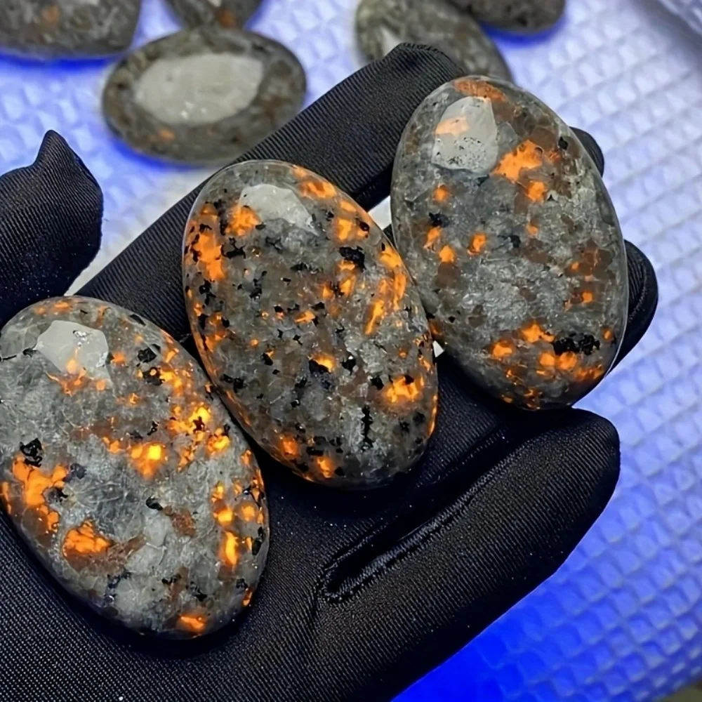 Hot Selling Nayural Yooperlite Tumbled Stones Rock Pocket Flame Stone Healing Crystal Quartz Yooperlite Tumbles for Meditation - Image 2