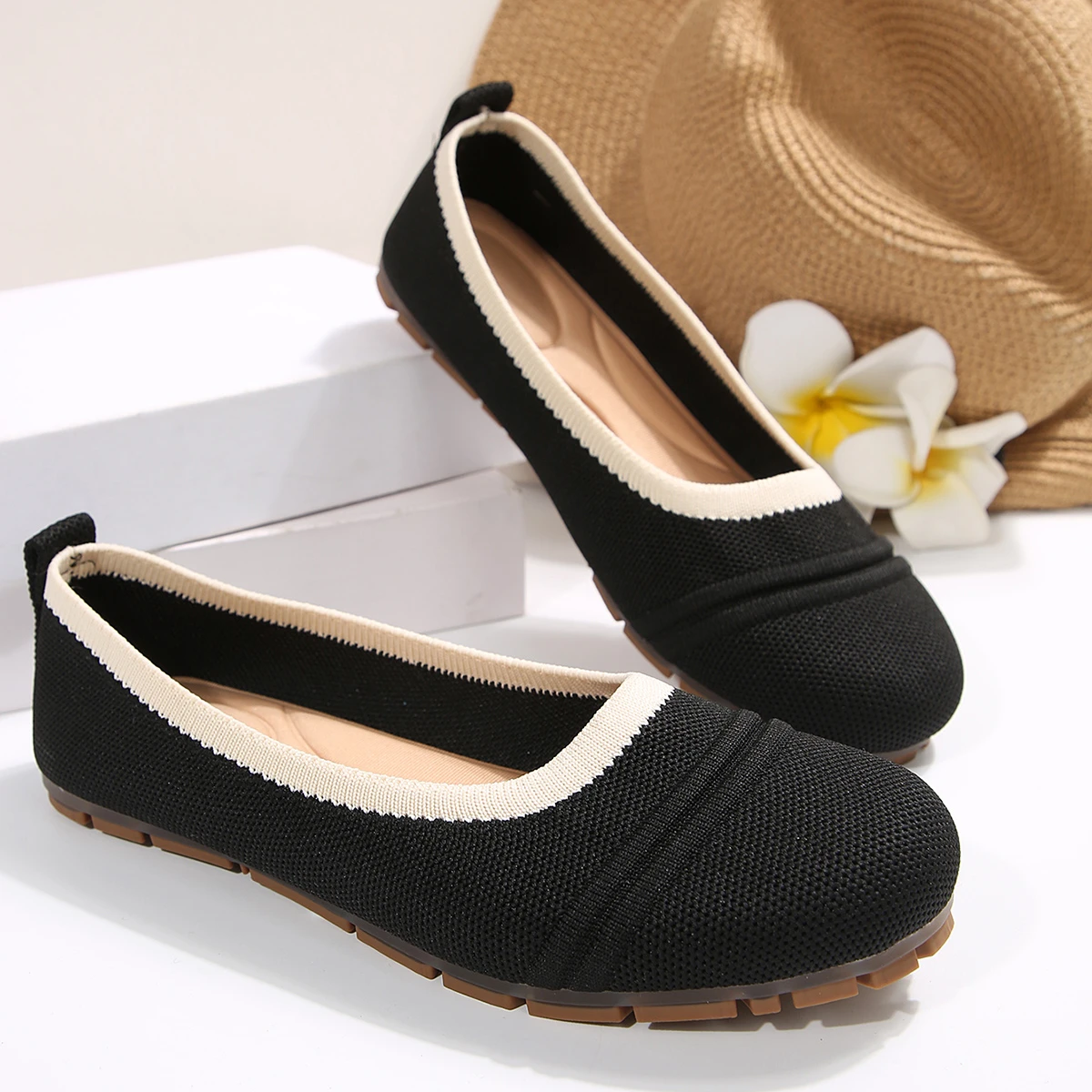 

Elastic Knitting Flats Slip on Shoes for Women Summer Breathable Soft Loafers Woman Lightweight Casual Shoes Mom Moccasins
