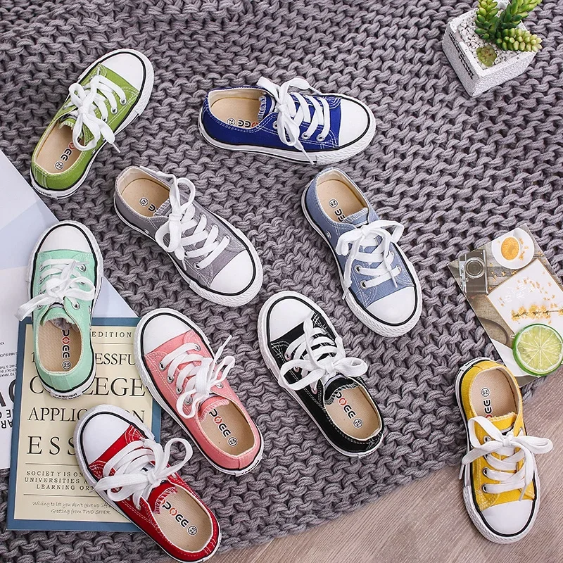 Children's solid color low cut lace up canvas shoes for breathability