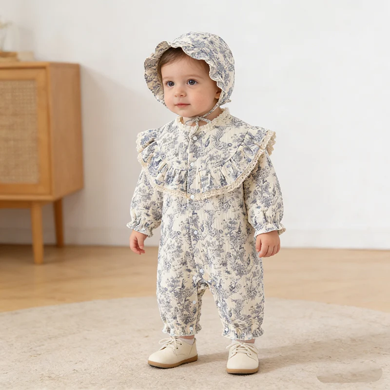 

Новинка 2023 года, весенняя одежда для маленьких девочек 0-24 месяцев, комбинезон для маленьких девочек + шапка, хлопковый комбинезон с длинными рукавами и принтом для маленьких девочек