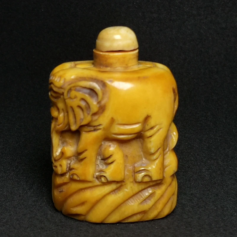 YIZHU CULTUER ART Size 7 × 4.8 cm Chinese Hand Carved Elephant statue Snuff Bottles Decoration Collection