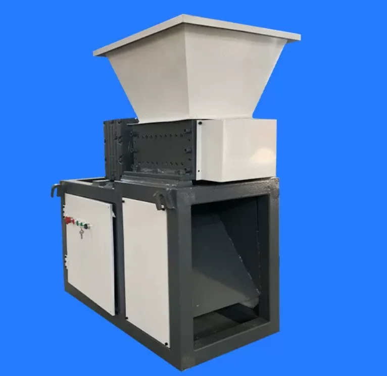 Wood Metal Plastic Waste Shredder Crusher Machine, Heavy Duty Industrial Grinder for Recycling and Material Size Reduction