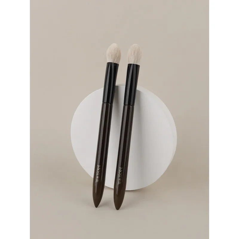 Mojie Zero L35 Professional Makeup Brush - Soft Hair Conical Highlight Triangle Matte Brightening Partial Setting Animal