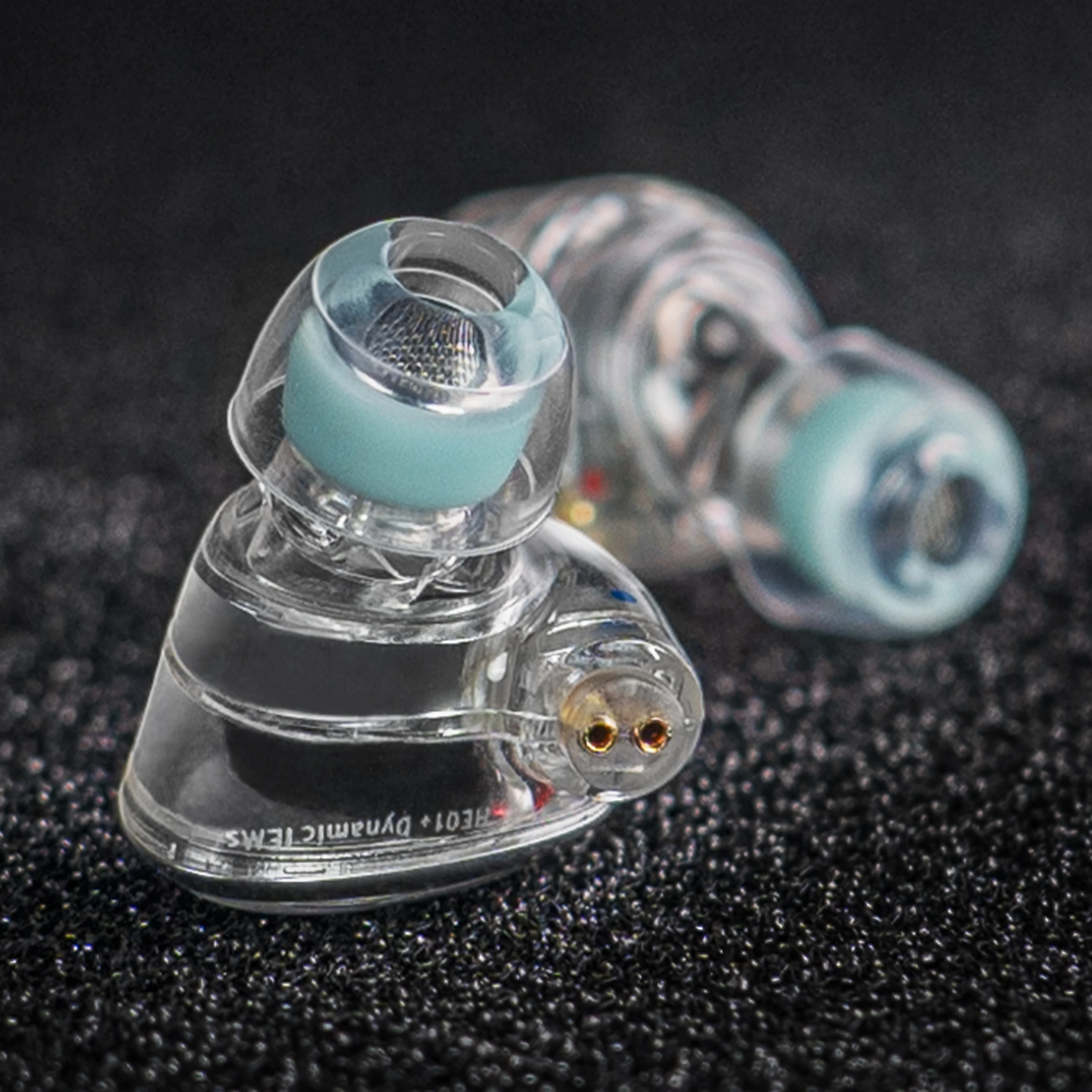 WHIZZER EasyTips LT100 Almohadillas para los oídos de silicona líquida Vocales brillantes Claridad clara 4 pares en 1 caja Tamaño mixto y combinación (XS/S/M/L)