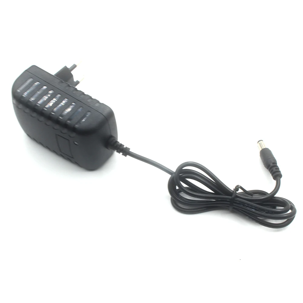 DC 14.6V 2A Smart Intelligent Charger for 4S 12.8V LiFe LiFePO4 Battery Pack EU/US/AU/UK 5.5mm x 2.1mm  4017 35135 With clip