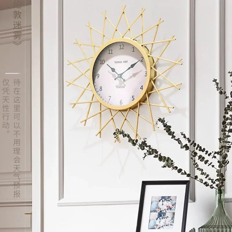 Minimalist Restaurant Wall Clock Design Minimalist Fashion Aesthetic Luxury Wall Watch Art Mural Metal Reloj De Pared Home Decor