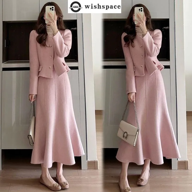 

Fashionable Women's Set Spring and Autumn Korean Version High-end Temperament High-end Sense Top and Skirt Two-piece Set