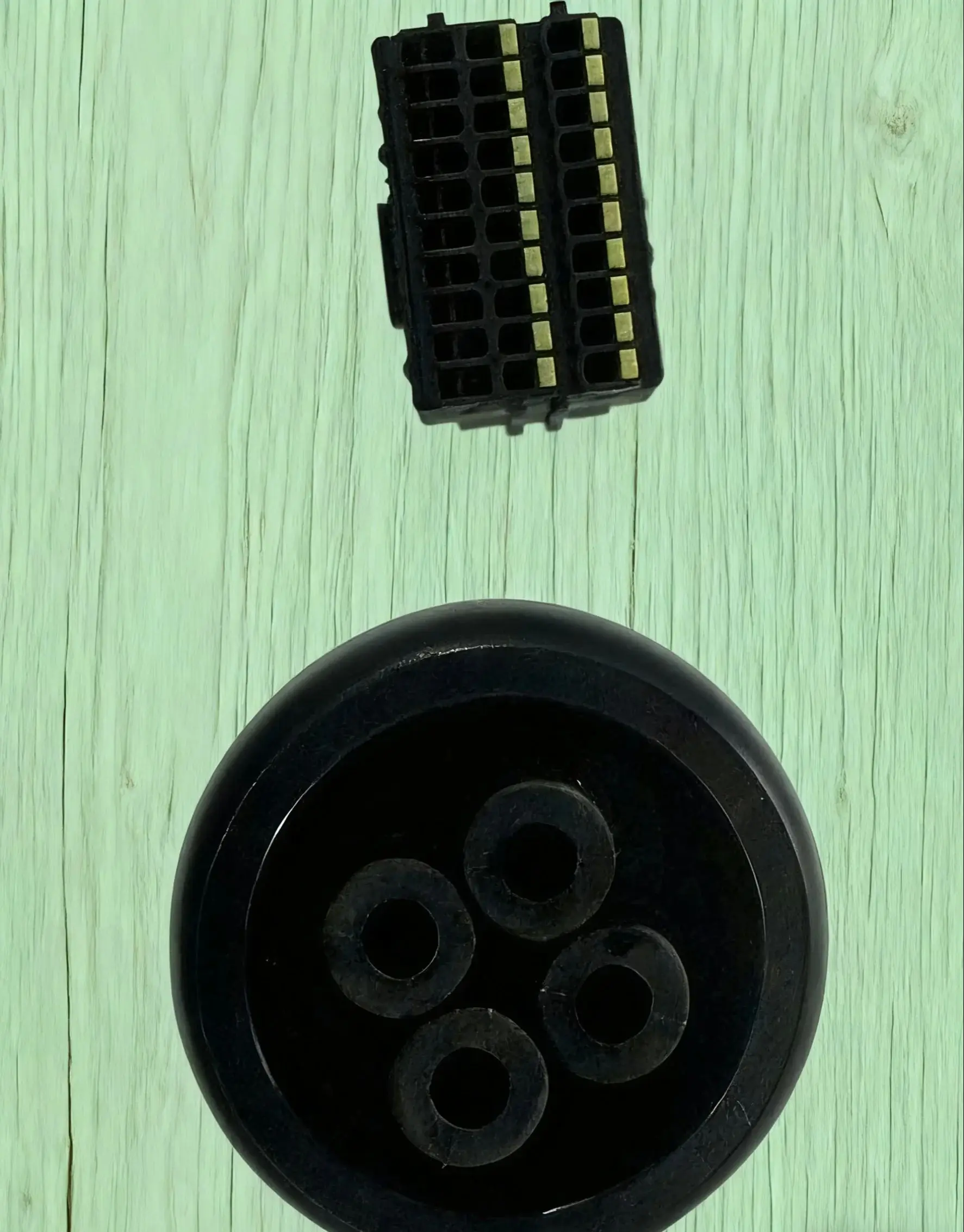 

27 Pin RS485 Communication AC Terminal AC Connector For Chint/Growatt/HopeWatt/Ginlong (Solis)/SoFar Inverter