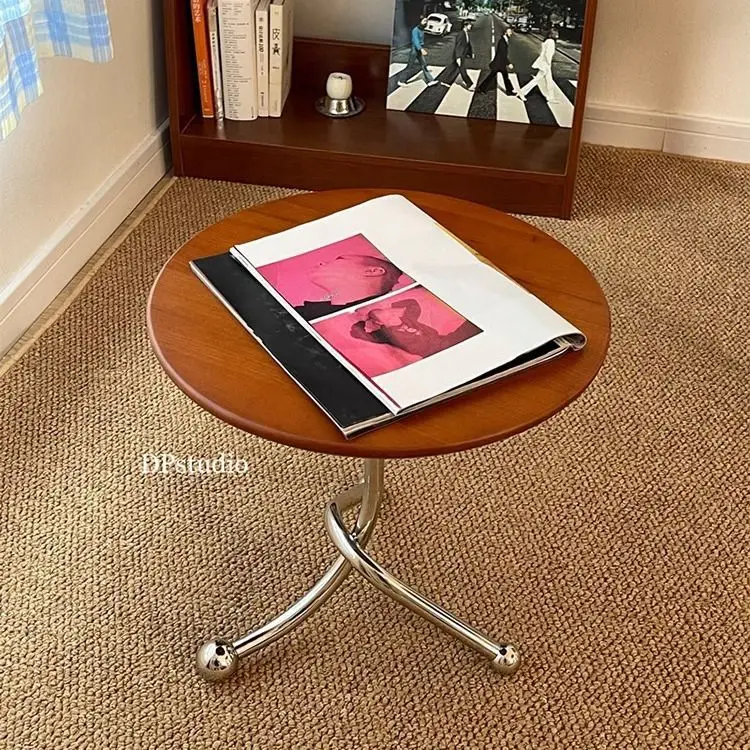 Nordic Living Room Small Round Table Simple Stainless Steel Sofa Side Few Apartment Balcony Coffee Medieval Creative Bedside